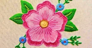 arranjo floral bordado à mão com ponto caseado. trabalho da artesã Andrea Catão para o canal Rosália Rosarinha Bordado